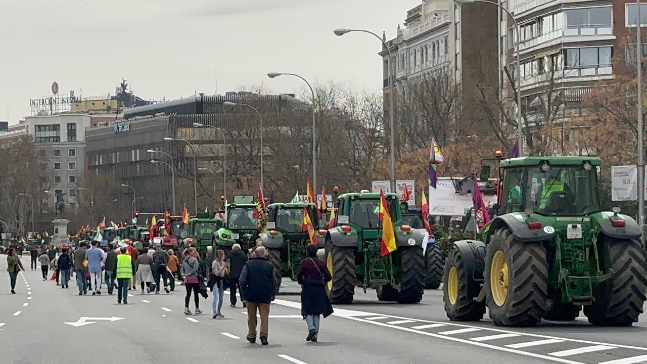 Protestas de agricultores de España unidos en Madrid. Defensa del Sector Agrario en España.