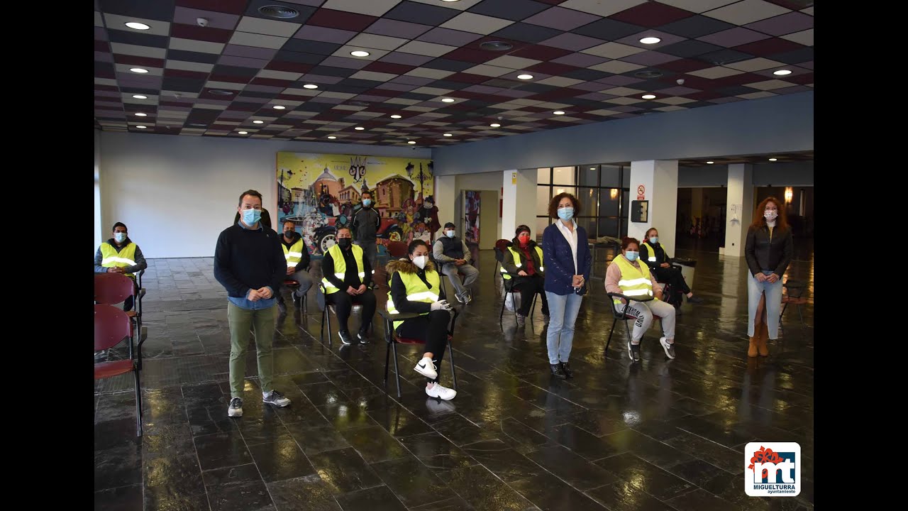 La alcaldesa de Miguelturra, Laura Arriaga, ha recibido a los 9 trabajadores del Plan de Empleo 2020