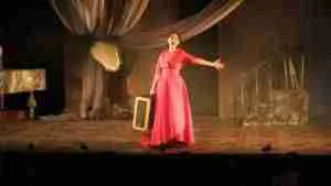 Silvia Marsó recibe el V Premio Patio de Comedias en la apertura del VII Festival Internacional de Teatro y Títeres 1