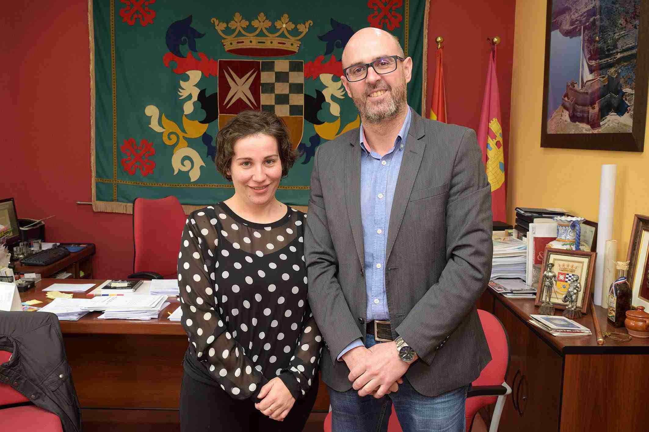 La Agrupación Maestro Martín Díaz y la coral Villa del Alba ratifican convenios con el Ayuntamiento 2