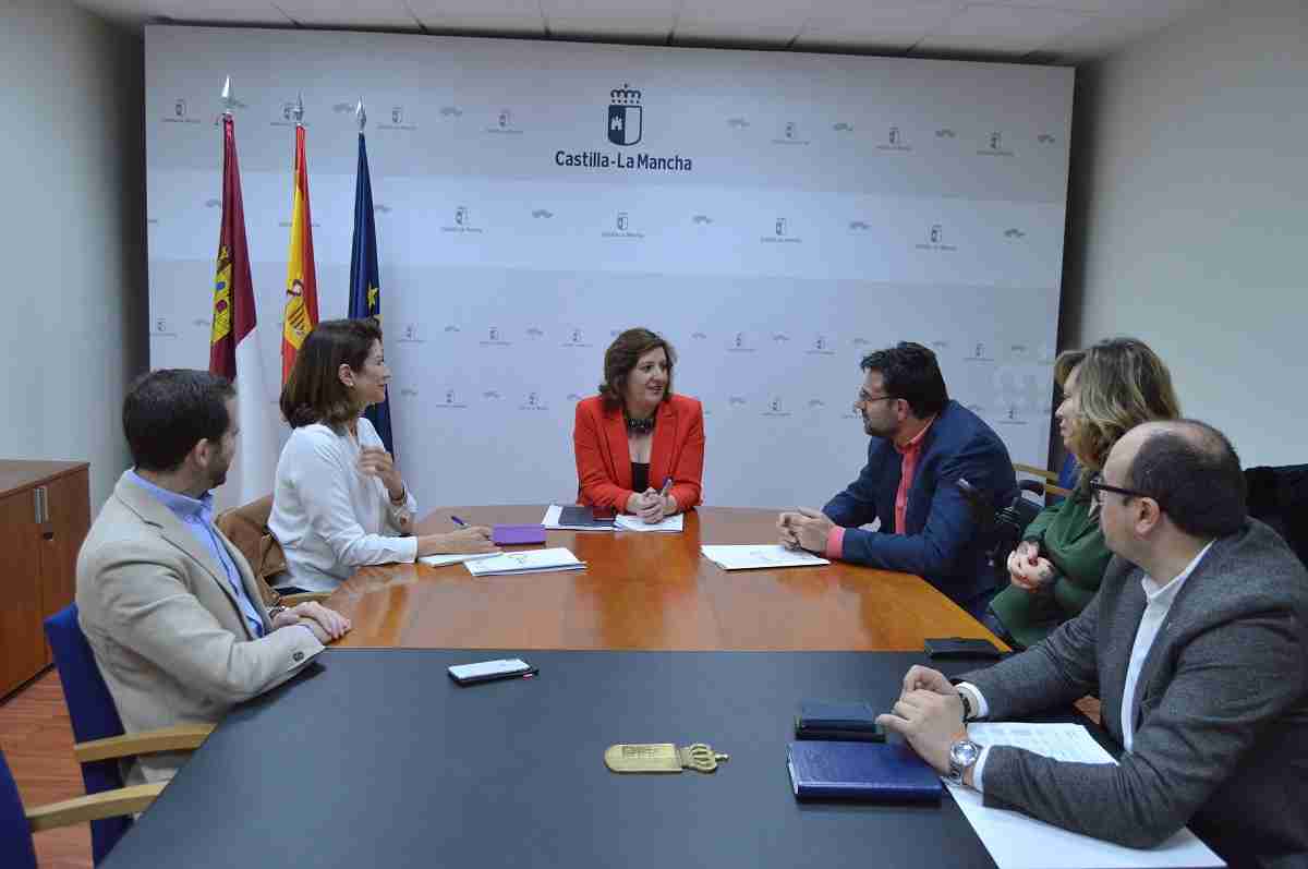 La consejera de Economía, Empresas y Empleo atiende las propuestas de integración laboral de la asociación ‘Castilla-La Mancha inclusiva’ 1