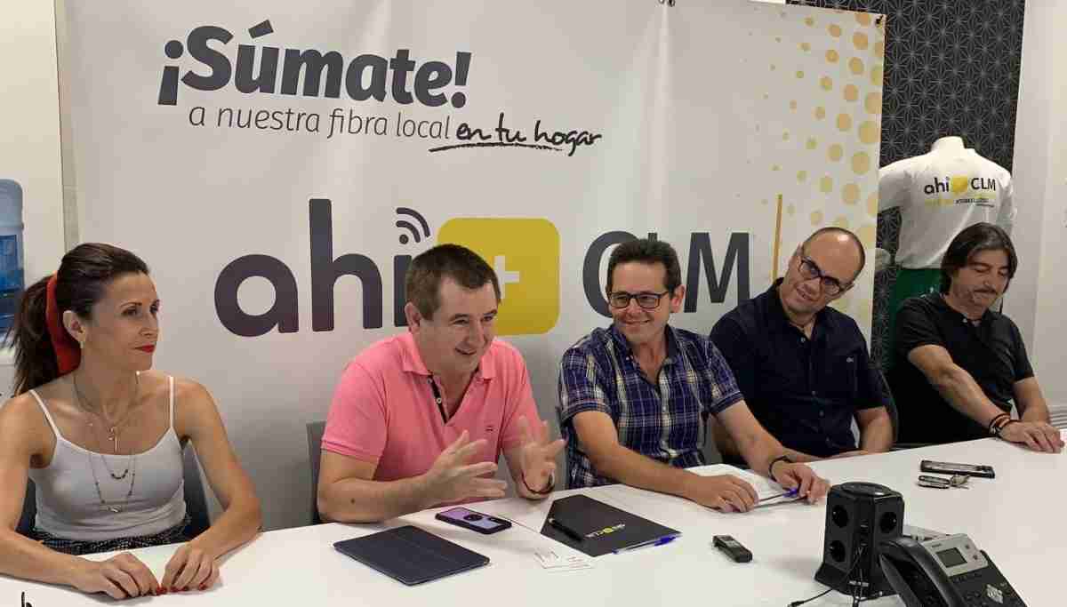 Operadora de telecomunicaciones Ahí+ CLM firmó acuerdo de colaboración para apoyar al CD Baloncesto Atlético Tomelloso en la próxima temporada 1