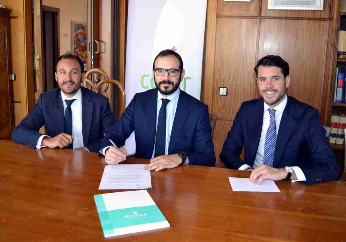 Colegio de Farmacéuticos de Ciudad Real firma convenio con Patrimonio Farmacéutico SL 1