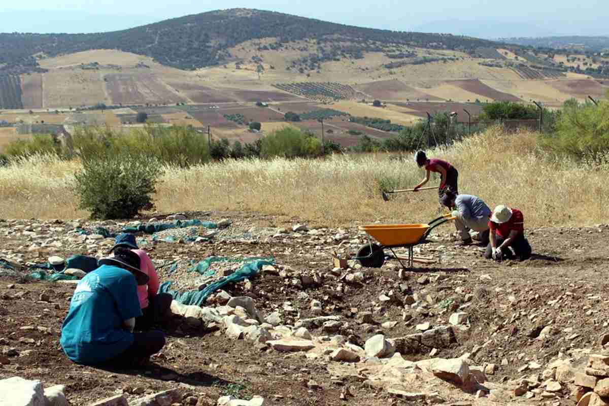Inicia campaña de investigación arqueológica en Castillejo del Bonete, el yacimiento prehistórico de Terrinches 1