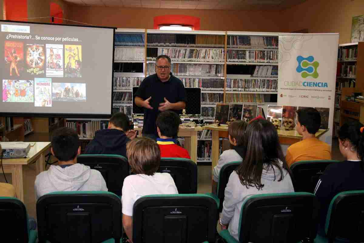 taller conociendo a nuestros antepasados a traves de sus herramientas