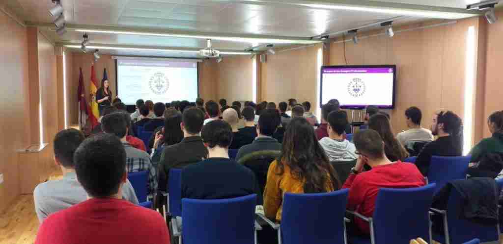 universitarios visitan colegio oficial de ingenieros industriales de madrid en ciudad real