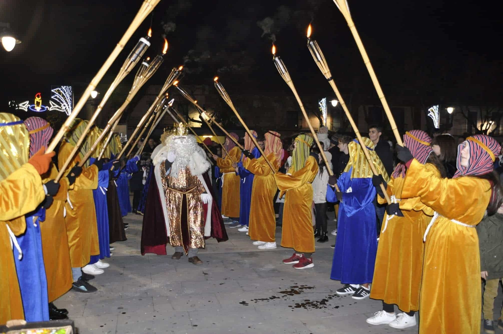 Los Reyes Magos llenan de magia e ilusión las calles de Torralba 2