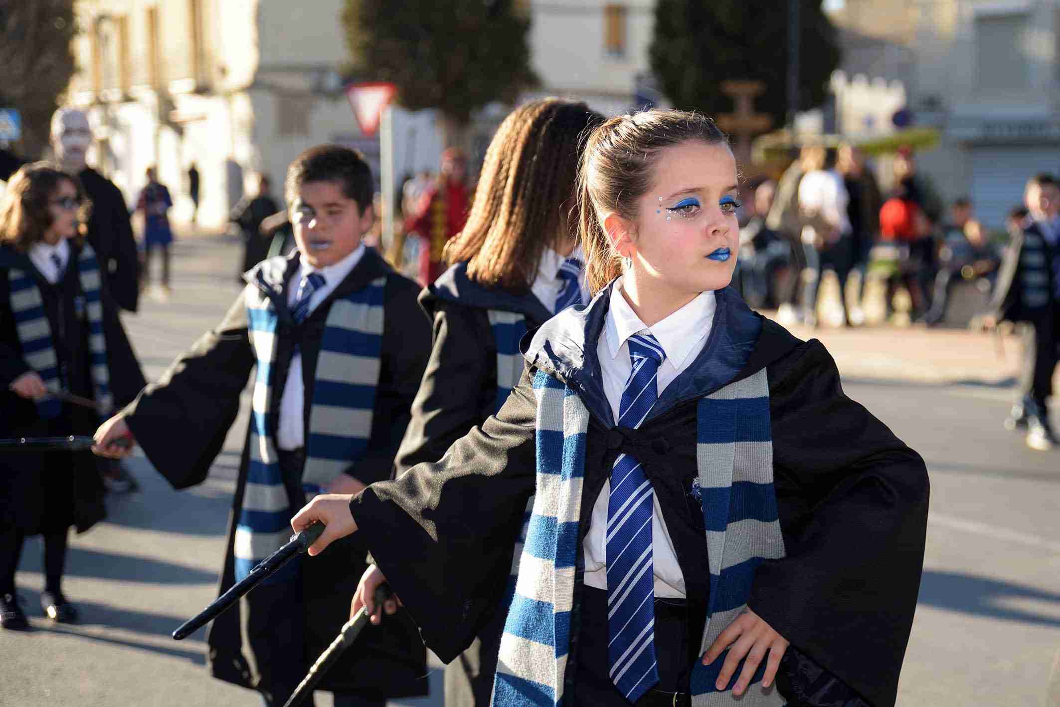 Cientos de niños participaron en el Desfile de Comparsas Infantiles de Argamasilla de Alba 10