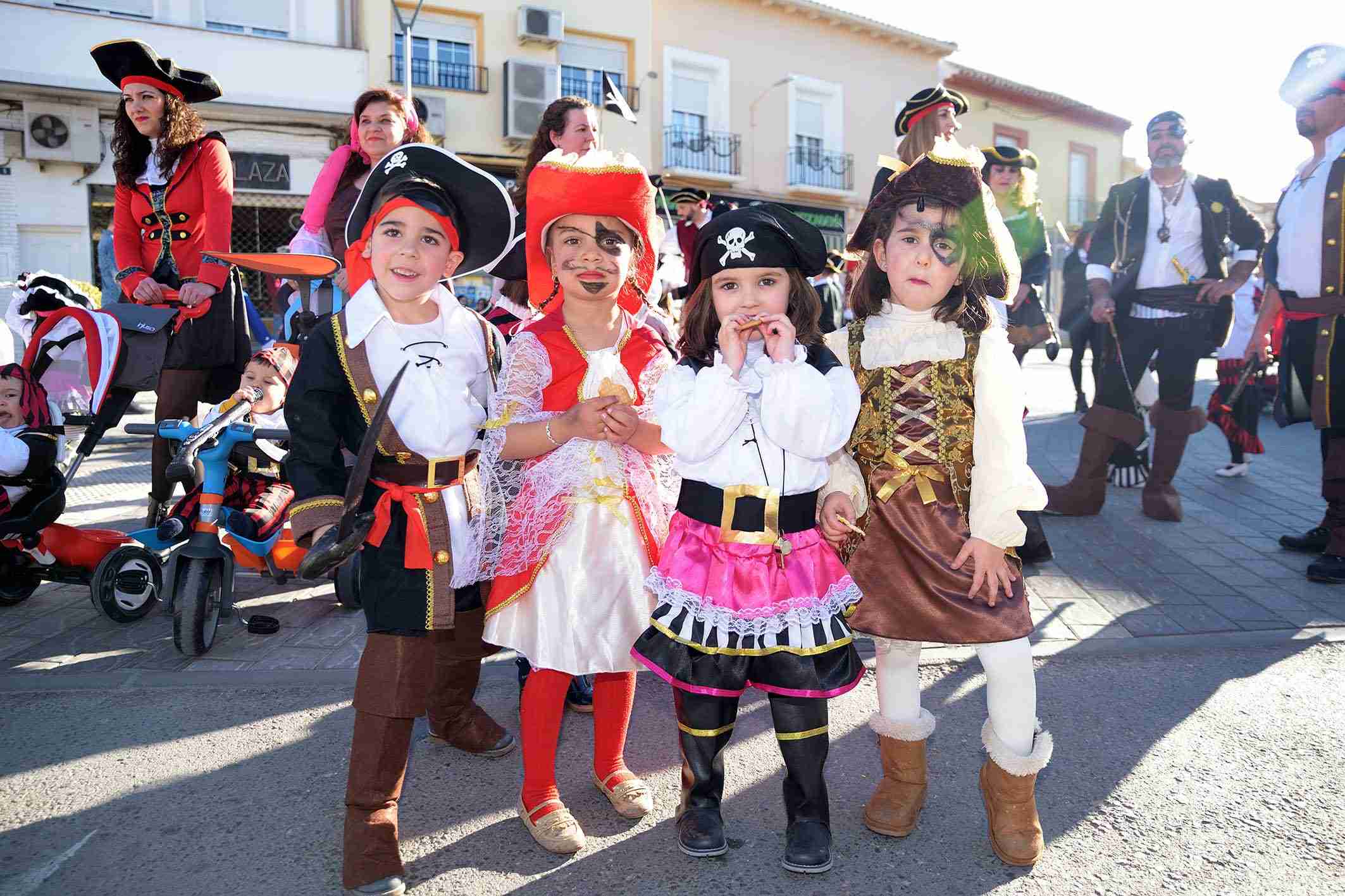 Cientos de niños participaron en el Desfile de Comparsas Infantiles de Argamasilla de Alba 3