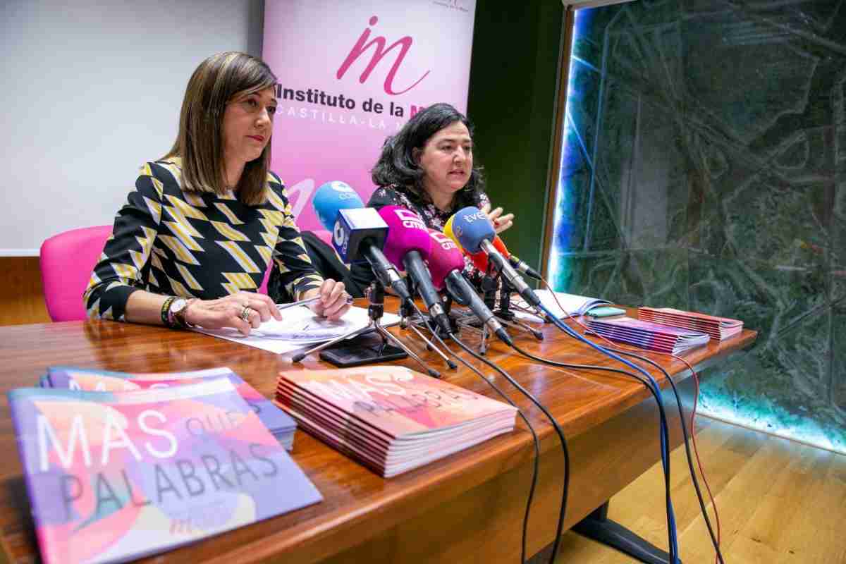 El Gobierno regional presenta dos nuevas guías para concienciar y sensibilizar en la utilización del lenguaje incluyente y no sexista