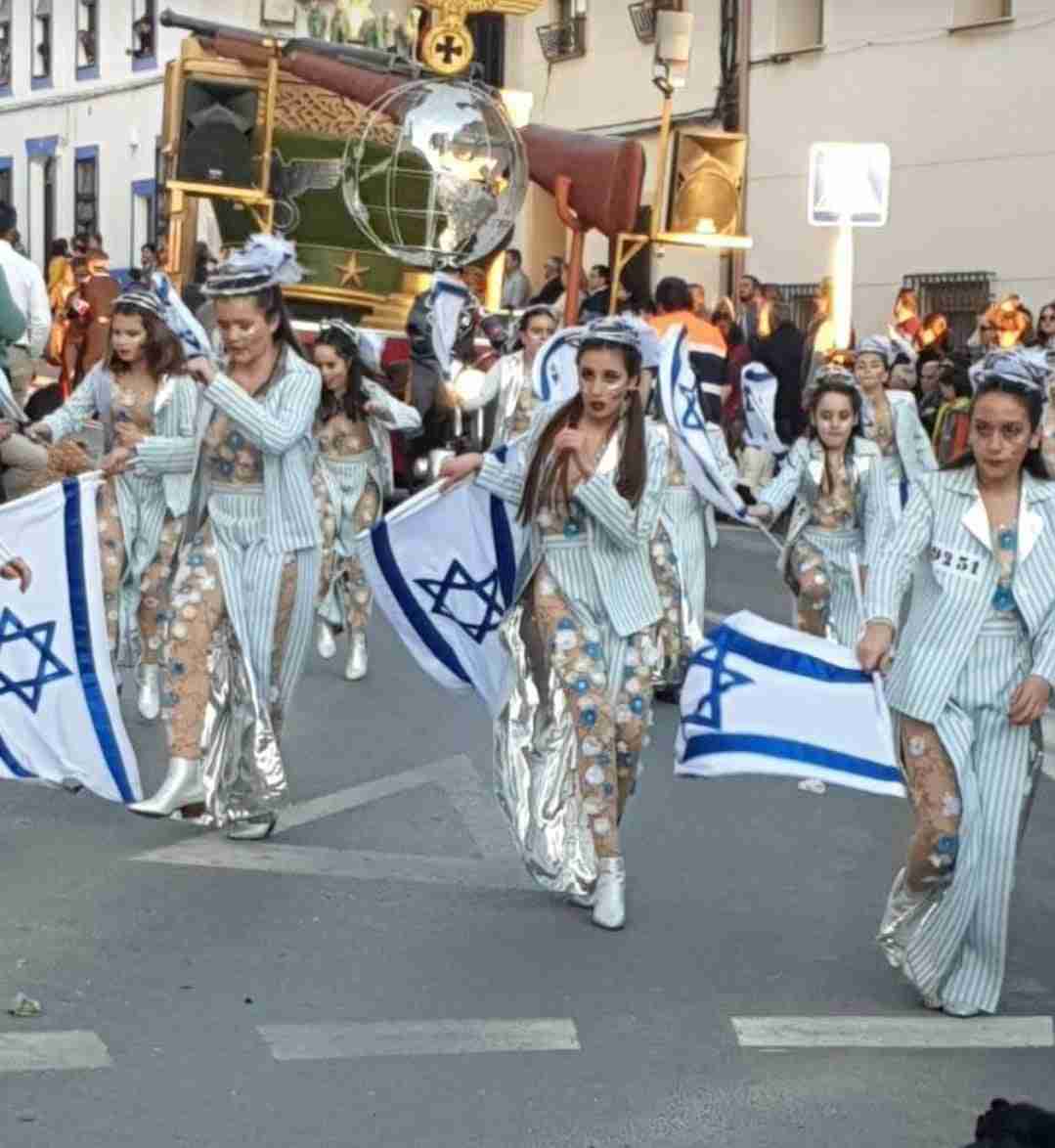 Polémica por el desfile de "Holocausto" del grupo de Las Mesas en el Carnaval de Campo de Criptana 4