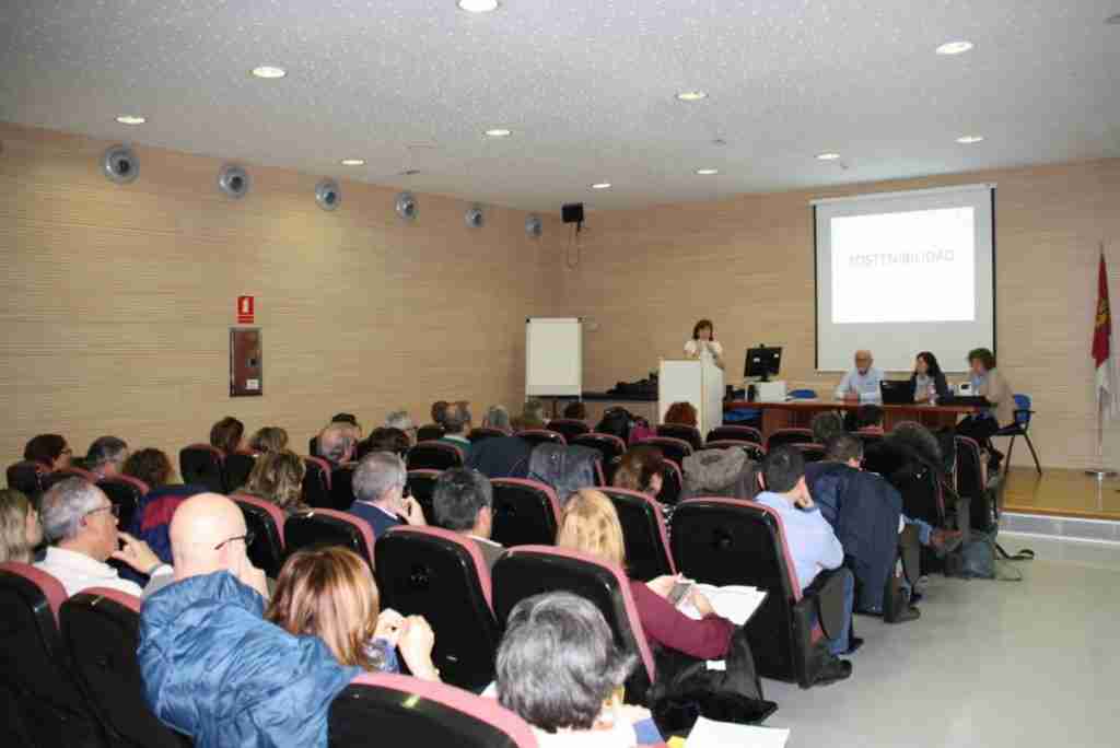 convocados coordinadores medicos y de enfermeria de centros de salud de cuenca