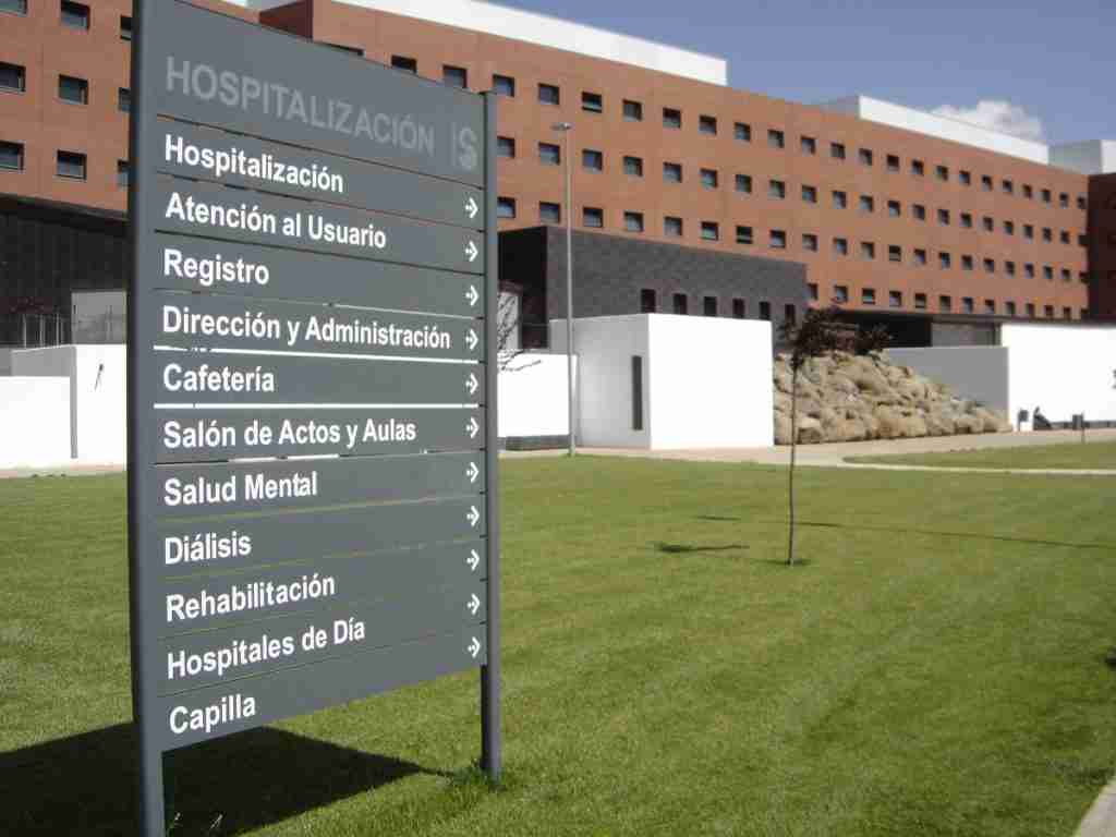 CSIF reclama equipos de protección homologados y suficientes para los profesionales del Hospital de Ciudad Real 3