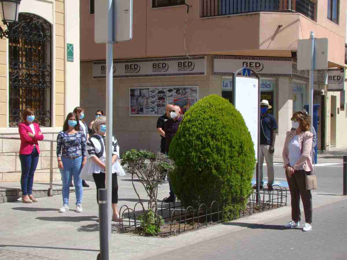 Quintanar guardó un minuto de silencio por las víctimas del COVID-19 3