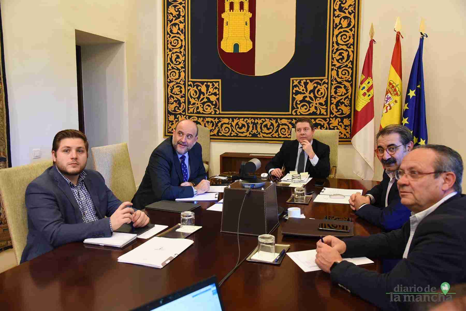 Videoconferencia de los presidentes autonómicos con el presidente del Gobierno de España 7