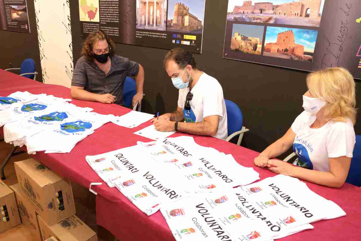 Trabajo conjunto del Ayuntamiento de Argamasilla de Alba y la Asociación Lagunas Vivas para limpiar el Parque Natural ‘Lagunas de Ruidera’ 1