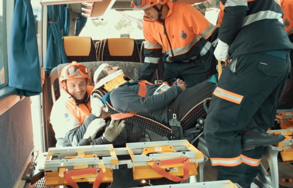 E-RESCUE entrena a los bomberos de Guadalajara en las tareas de rescate en autobuses, mediante los asientos salvavidas 1