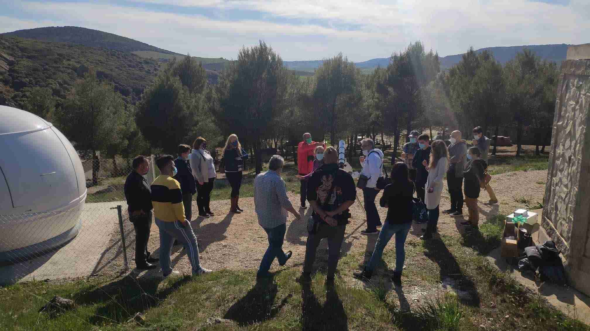 La Universidad Popular de Terrinches imparte un taller de formación e interpretación astronómica en su observatorio 1