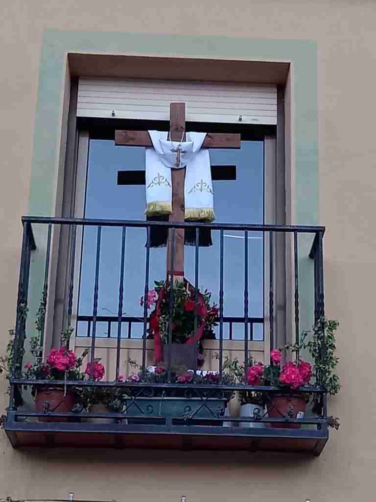 Resurgieron fuertemente las Cruces de Mayo en Carrizosa con un centenar expuestas en tres días 2
