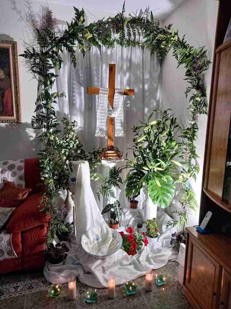 Resurgieron fuertemente las Cruces de Mayo en Carrizosa con un centenar expuestas en tres días 1