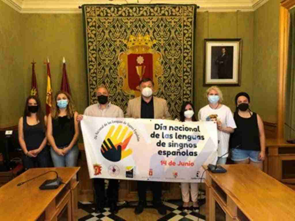 dia nacional de las lenguas de signos espanolas