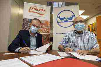 Emcesa firma un acuerdo anual con el Banco de Alimentos 1