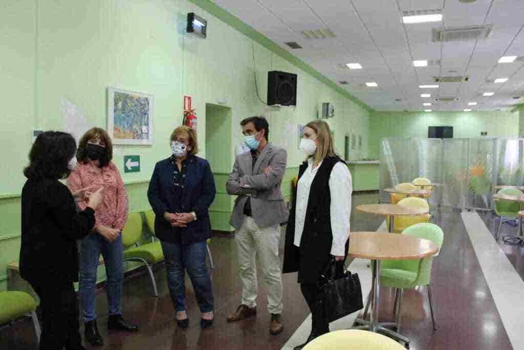 El Gobierno regional analiza la reforma del Centro de Mayores de Almagro en el que invertirán más de 450.000 euros 2