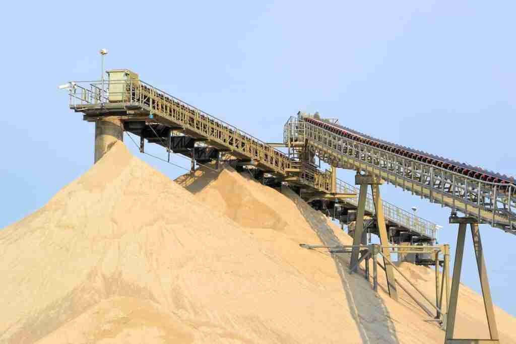 La demanda de arena crece sin parar: estas son las consecuencias de su extracción masiva 2 La demanda de arena crece sin parar: estas son las consecuencias de su extracción masiva 2