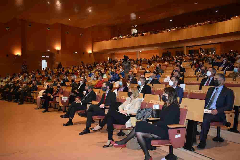 Universidad de Castilla-La Mancha (UCLM)