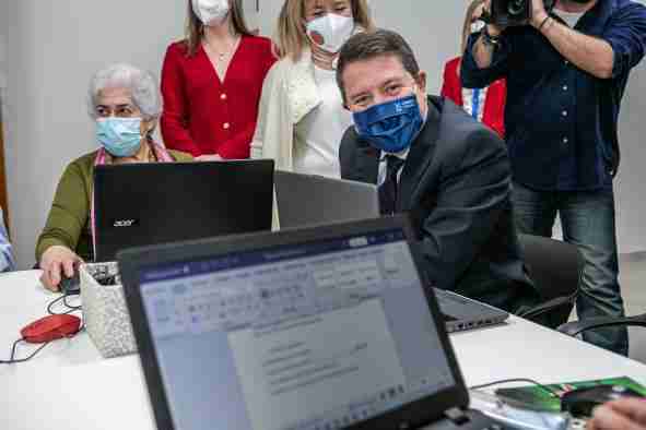 García-Page anuncia que el 7 de marzo se licita la apertura del laboratorio del hospital de Tomelloso y el proceso para poner en marcha la diálisis 2