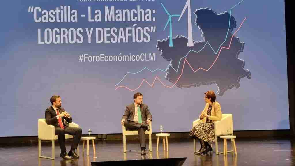 Escudero destaca que Castilla-La Mancha podría autoabastecer el 100% de su demanda eléctrica con las ‘renovables’ que desarrolla 2