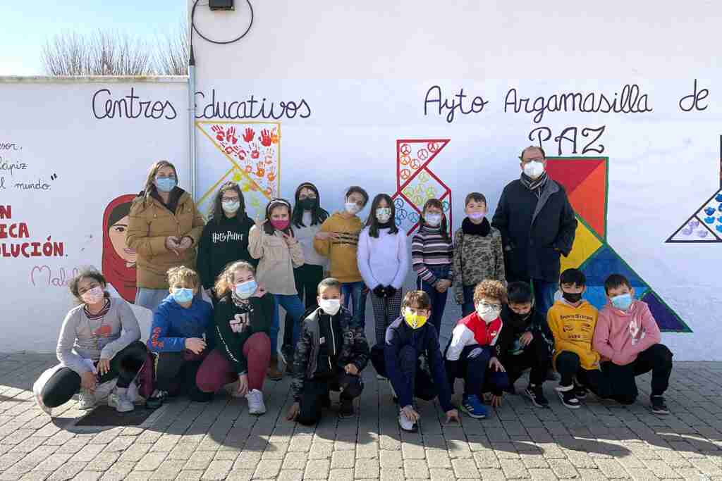 Centros educativos de Argamasilla de Alba conmemoraron el Día Escolar de la No Violencia y la Paz 1