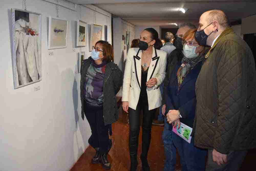 La Asociación de Amigos de la Pintura y el Arte Manuel López-Villaseñor inaugura una exposición solidaria a favor de la Asociación SFC-SQM 2