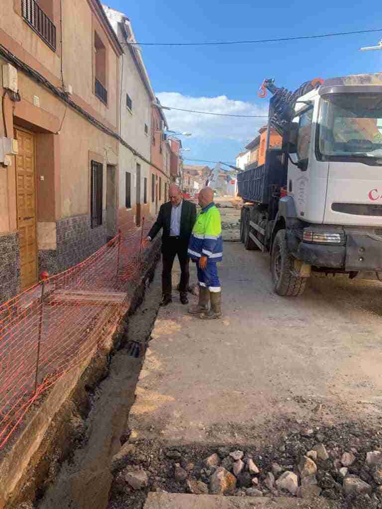 El Ayuntamiento de Piedrabuena empezó las obras de renovación en redes de abastecimiento de agua en cinco calles nuevas 1
