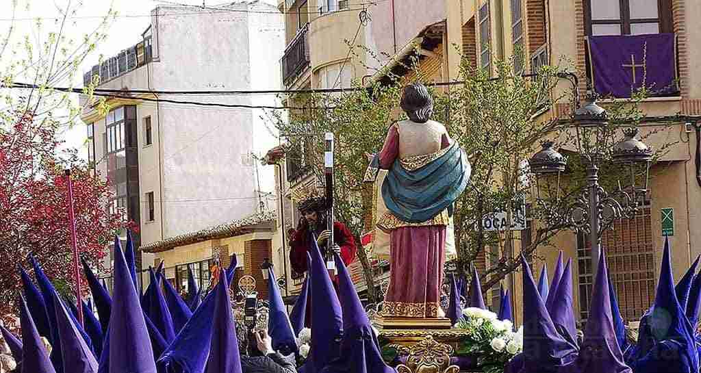 La Procesión de la Campaná despierta en la madrugada al pueblo de Quintanar 12