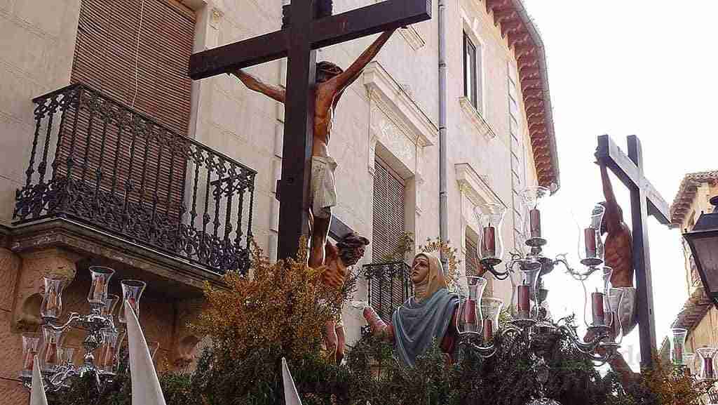 La Procesión de la Campaná despierta en la madrugada al pueblo de Quintanar 23