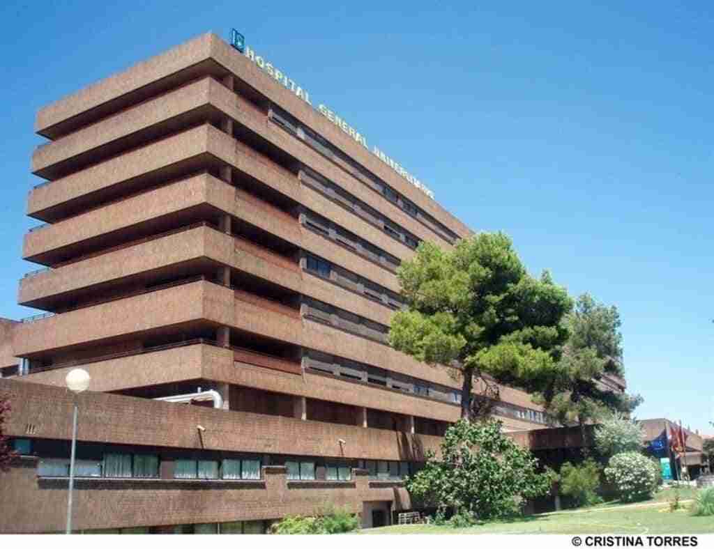 Hombre de 28 años herido al caer desde tercera planta de edificio en Albacete 2