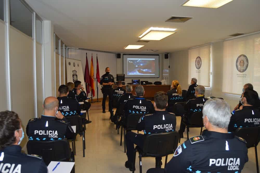 Policía Local se forma en la última tecnología en la detección de drogas para seguir garantizando la seguridad ciudadana 6