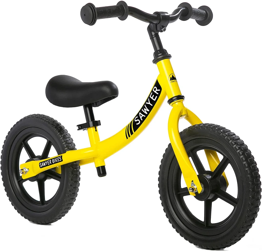 Chicco Bicicleta sin Pedales First Bike Para Aprender a Mantener el  Equilibrio con Manillar(Niños de 2 a 5 Años) - Regalo de Navidad