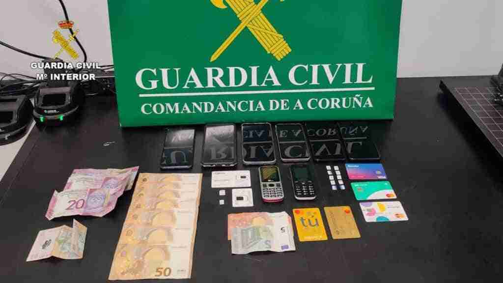 Una denuncia interpuesta en Illescas permite desarticular un grupo asentado en A Coruña que estafaba empresas