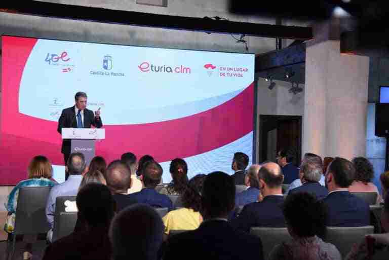 Criptana acoge el nacimiento de Eturia, empresa pública que gestionará el turismo de C-LM con 2 millones de presupuesto