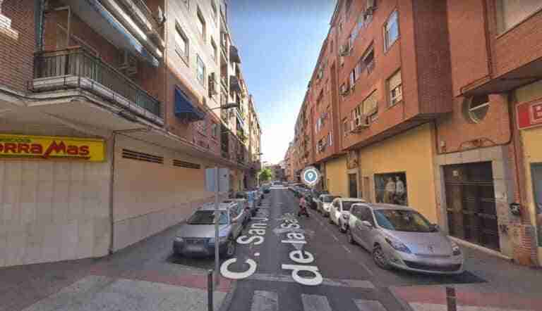 Cuatro afectados por inhalación de humo tras incendiarse el cuadro eléctrico de una vivienda en Talavera