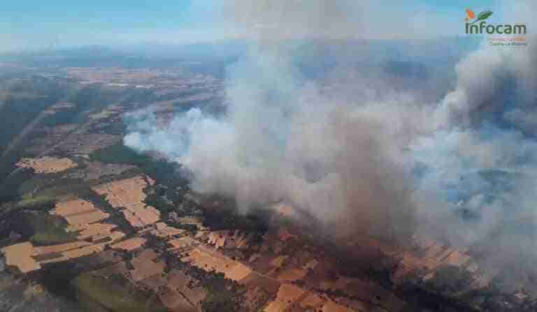 Declarados dos incendios en Chiloeches y Valdepeñas de la Sierra, en Guadalajara, ambos en nivel 2