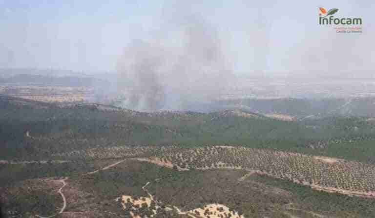 Desciende a nivel 0 el incendio de Malagón (Ciudad Real) aunque aún no ha sido controlado