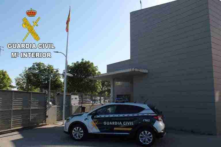 Detenido por causar un corte de 40 centímetros a otra persona con una botella en una reyerta en Azuqueca