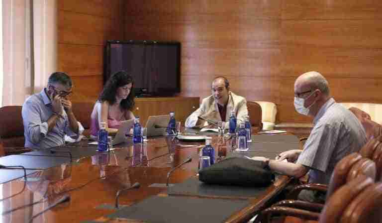 La Proposición de Ley para agilizar proyectos de energías renovables irá a comisión la semana que viene con 15 enmiendas