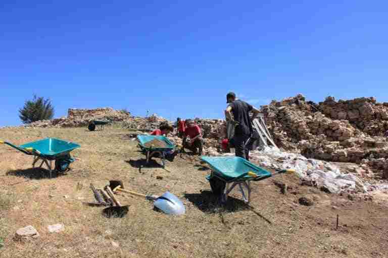 Las excavaciones en el asentamiento celtibérico Castil de Griegos de Checa, otro atractivo turístico en el Alto Tajo