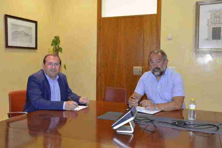 UCLM y Puertollano propondrán que los estudiantes puedan hacer prácticas en las empresas del clúster del hidrógeno