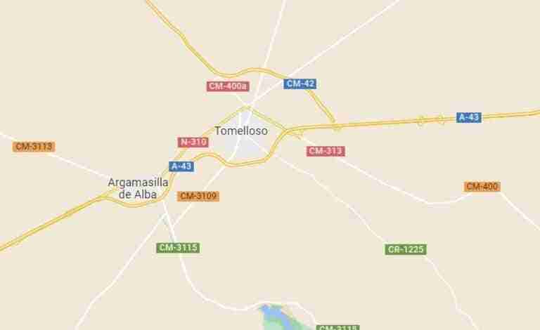 Cortada la A-43 en Tomelloso por la salida de vía de un camión cuyo conductor ha resultado herido