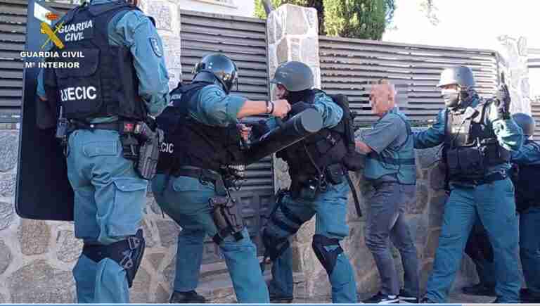 Detenido el presunto autor de un atraco en una sucursal bancaria de Torrejón del Rey (Guadalajara)